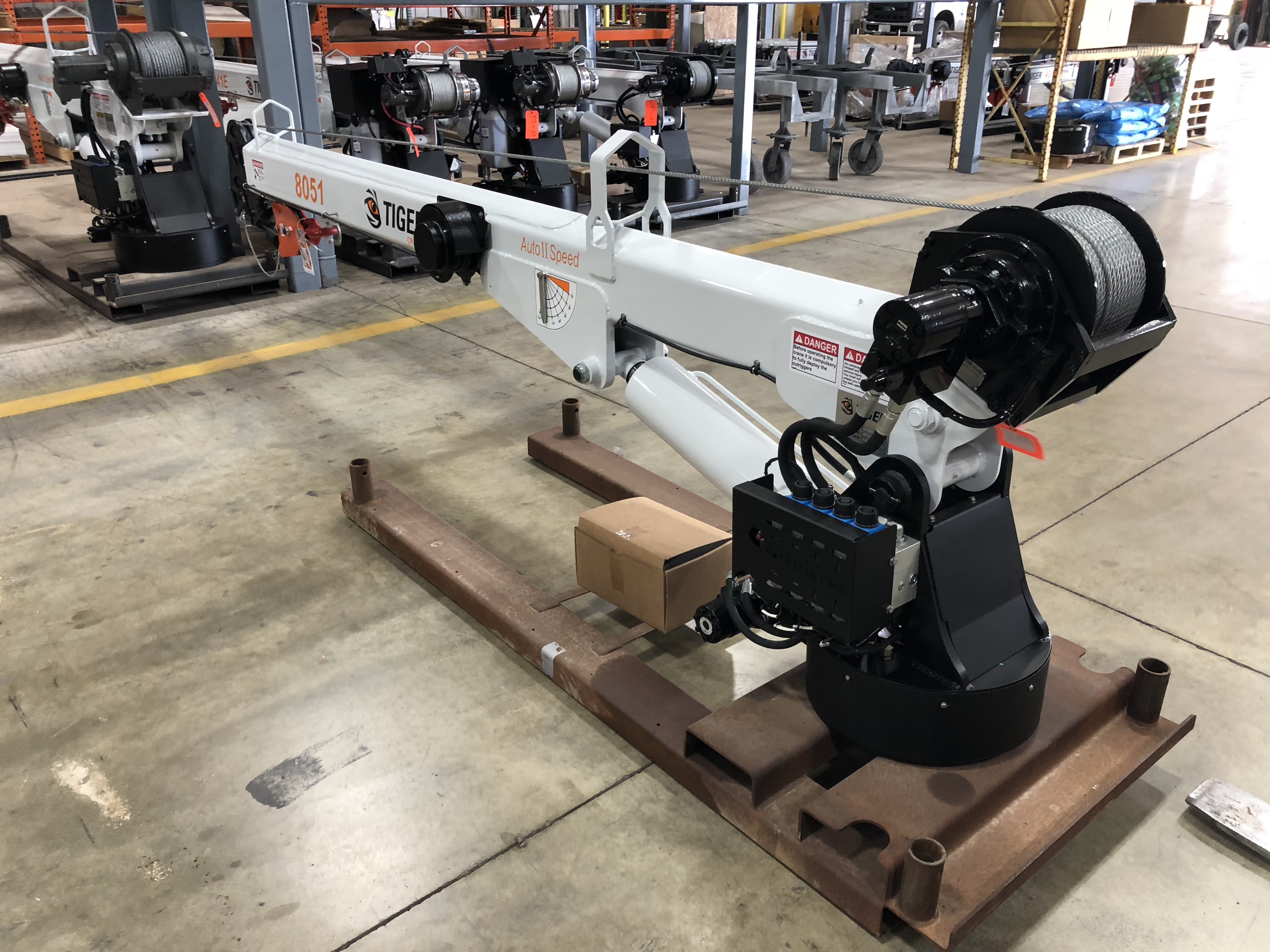 Service Trucks International & Tiger Cranes