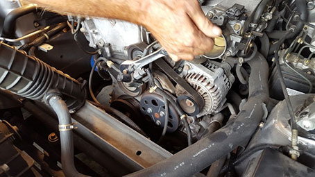6 Symptoms of a Bad Alternator | Servicing Master Blog