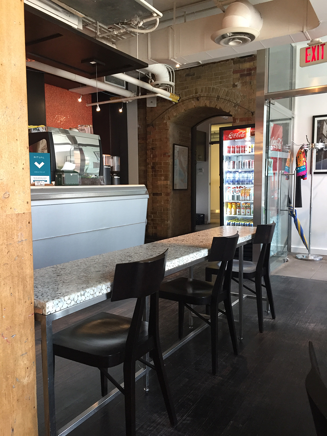 b Espresso Bar (Queen Street) Sesquiotica