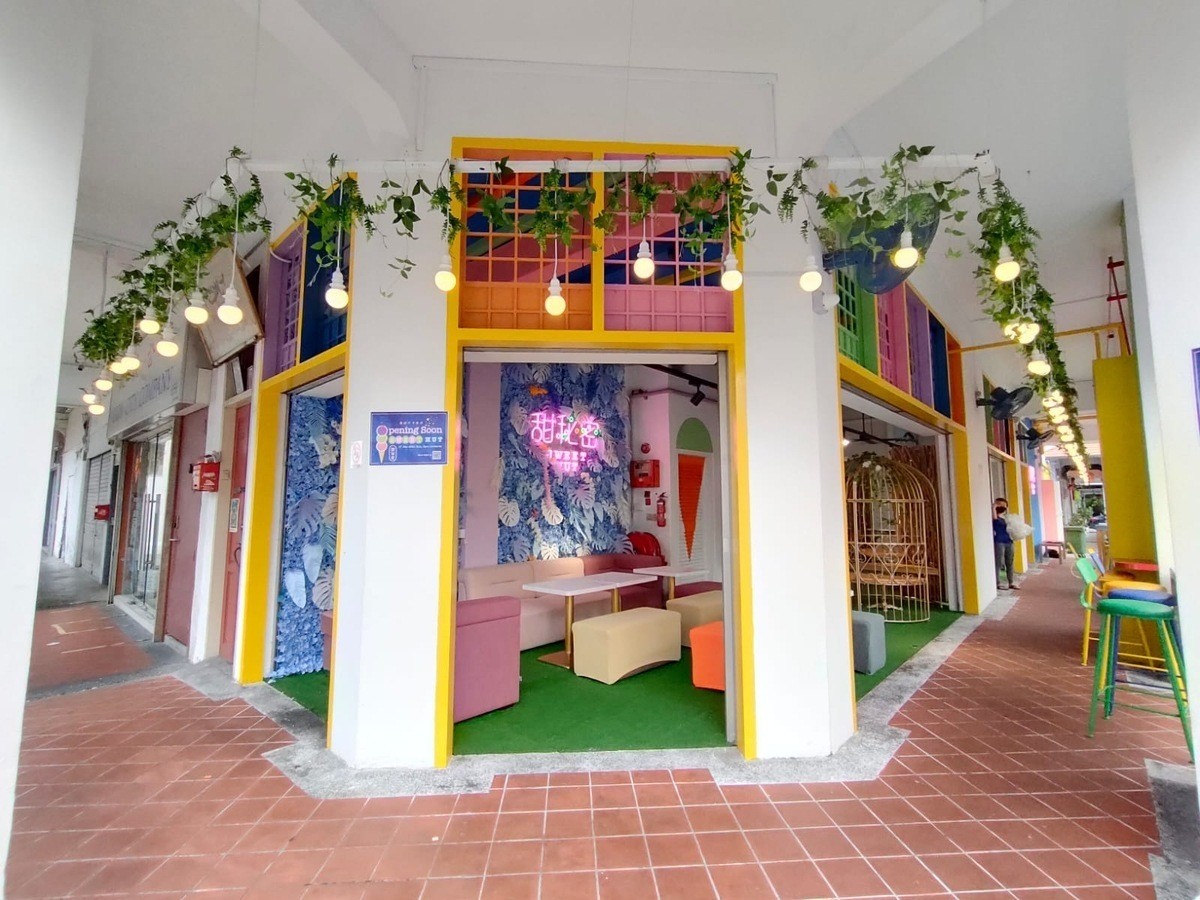 New in town Sweet Hut Dessert, Geylang — Bubble tea, desserts & snacks