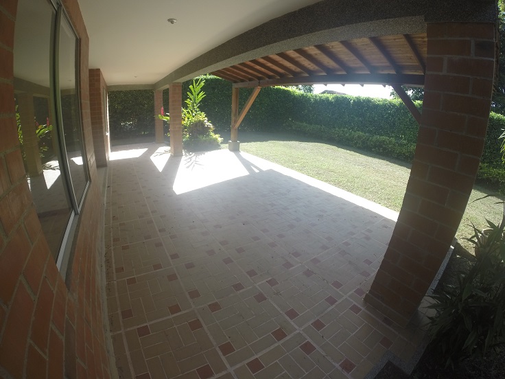 CASA CAMPESTRE EN EL SUR DE CALI EN VENTA POR SOLO 400 MILLONES