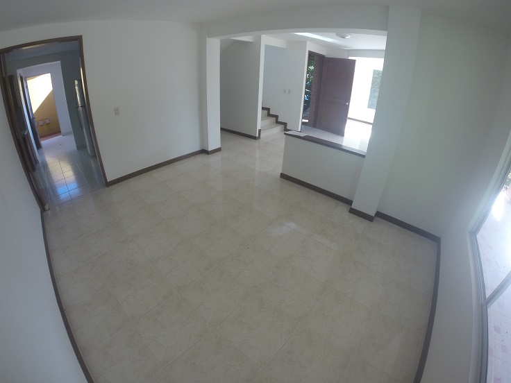 CASA CAMPESTRE EN EL SUR DE CALI EN VENTA POR SOLO 400 MILLONES