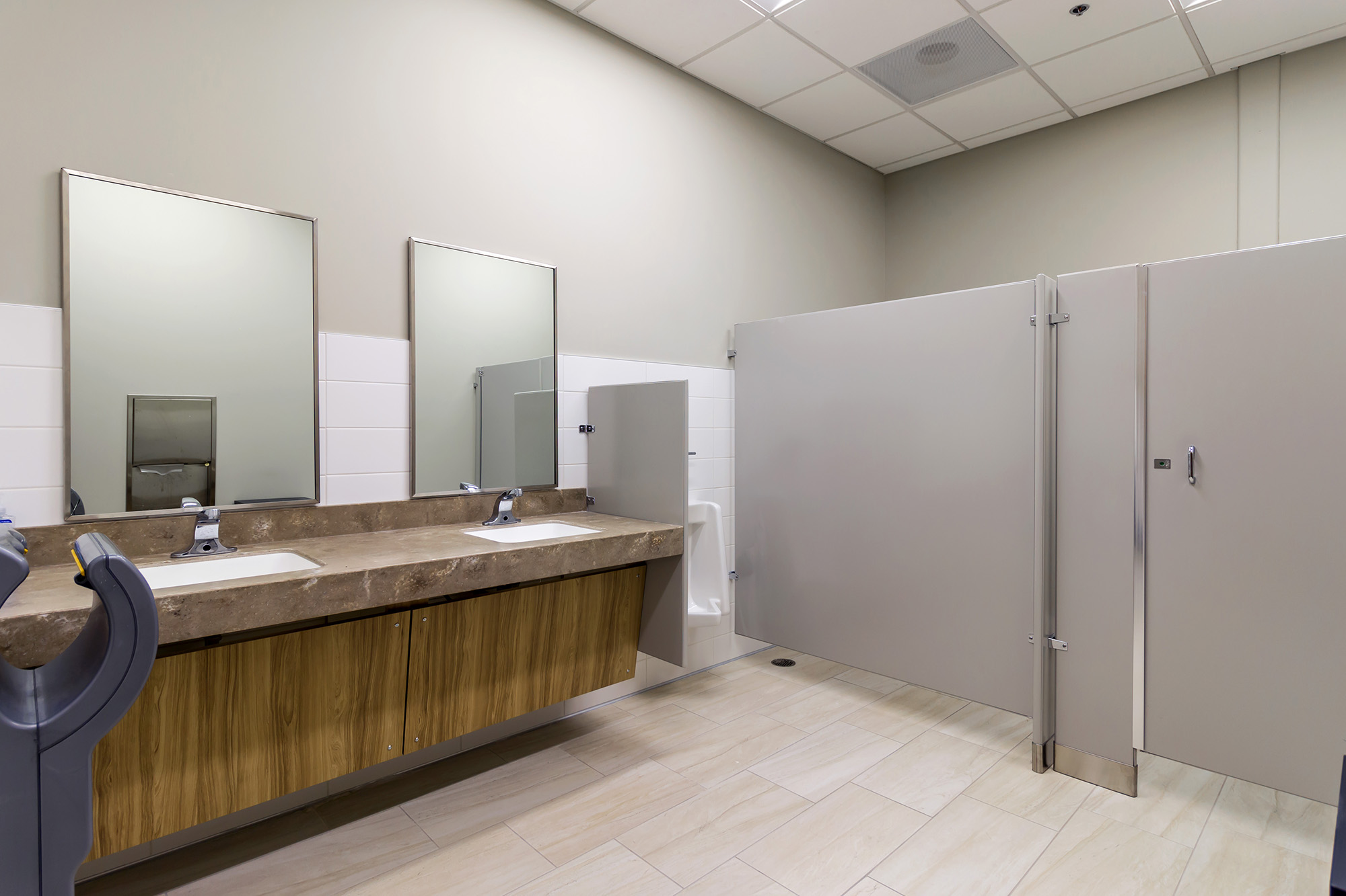 Saluda Medical Sever Construction Company