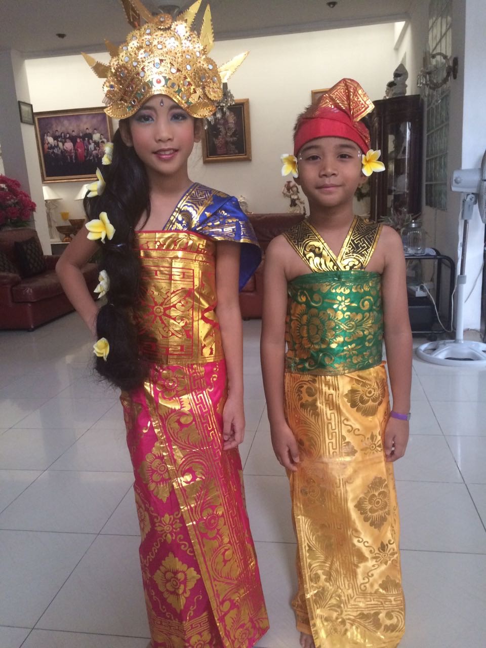 Pakaian Adat Bali Baju daerah Bali Baju adat Bali Sewa Kostum