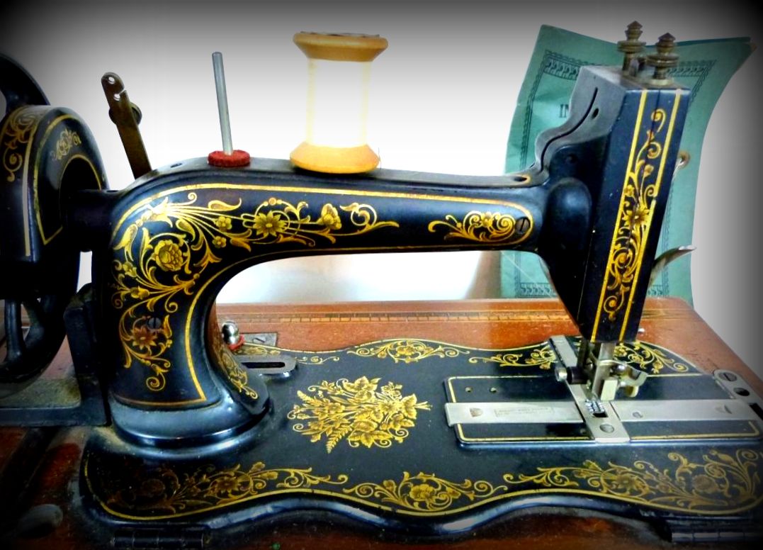 SUSSEX SEWING MACHINE HENGSTENBERG SEWING MACHINE COMPANY OF BIELEFELD