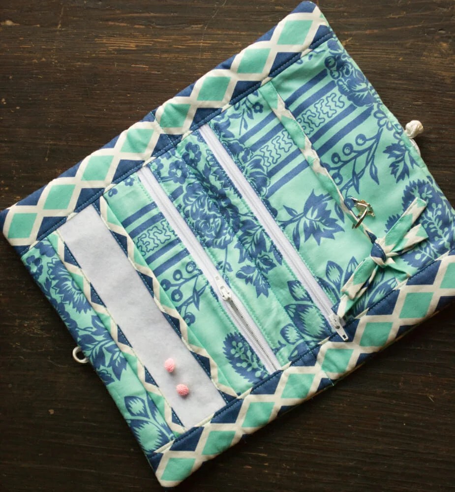 Free Pattern Travel Jewelry Case