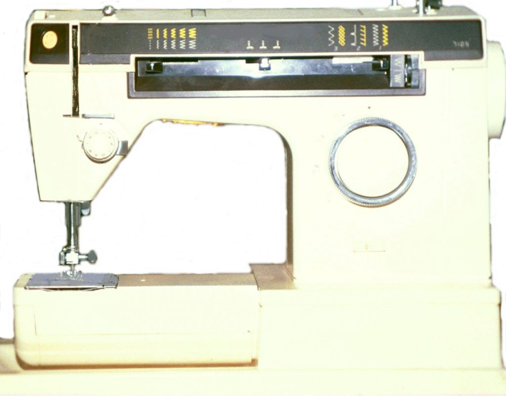 Singer 7105