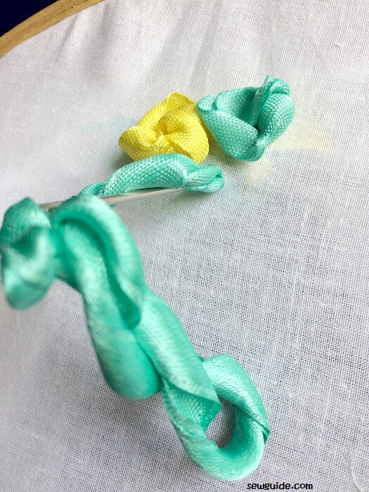 10 Ribbon Embroidery Flowers With Silk/satin Ribbons (Tutorials) SewGuide