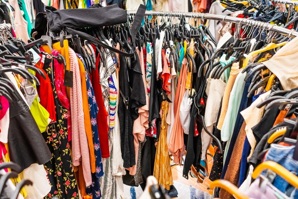 Fast Fashion Problems & Shocking Environmental Impact Stats SewGuide