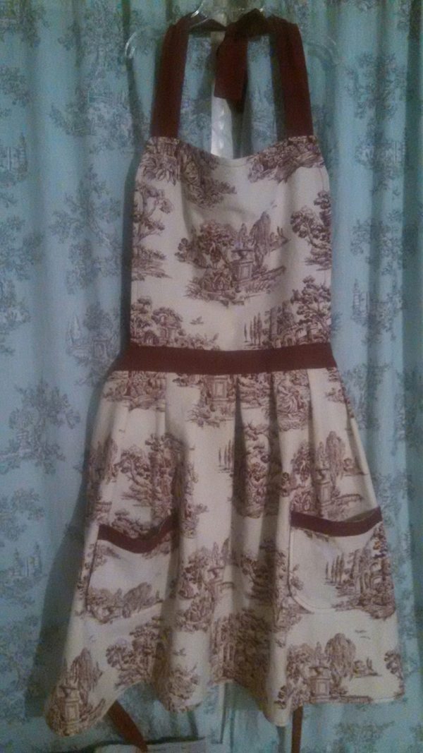 Simplicity Child and Misses Apron 3949 pattern review by lachikmorena13