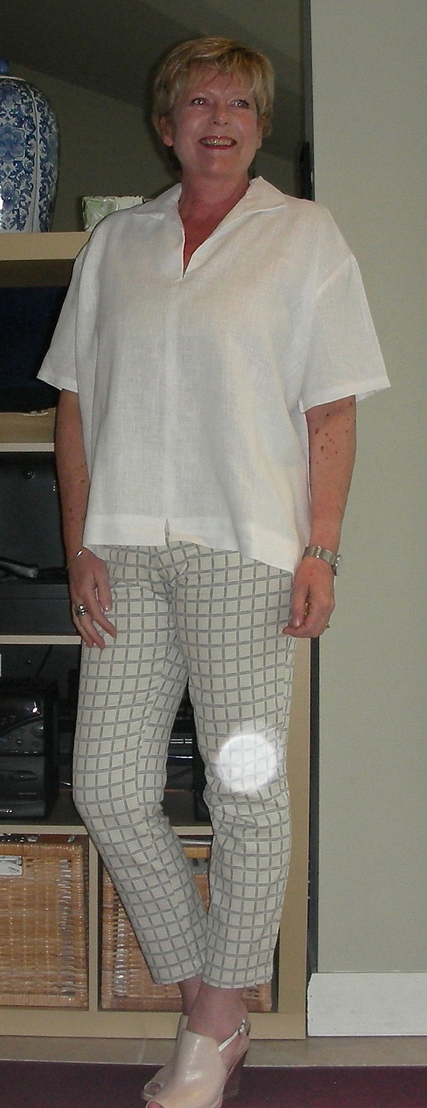 The Maker's Atelier Holiday Top pattern review by SewRuth