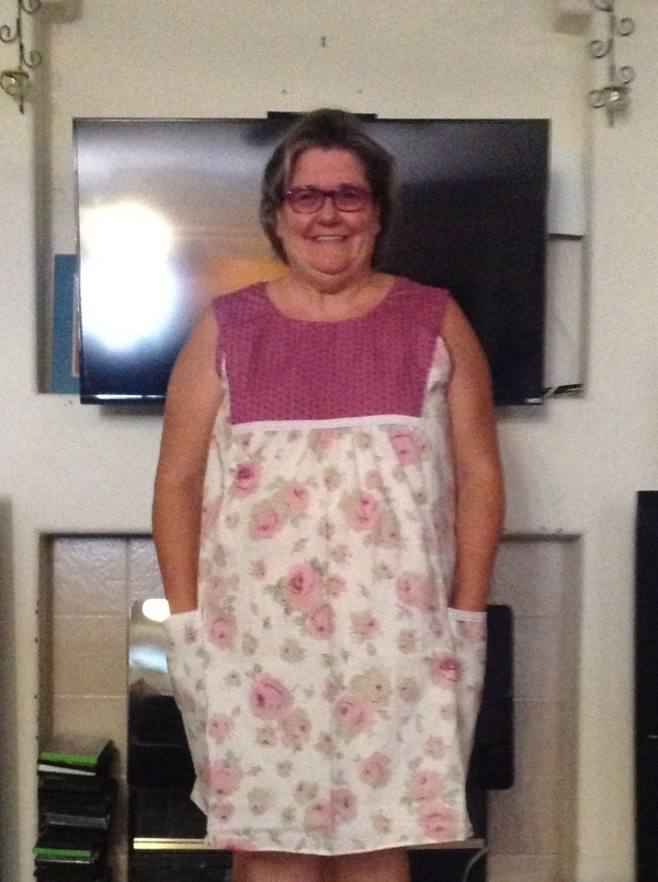 Anna Maria Painted Portrait Blouse & Dres AH011 pattern review by