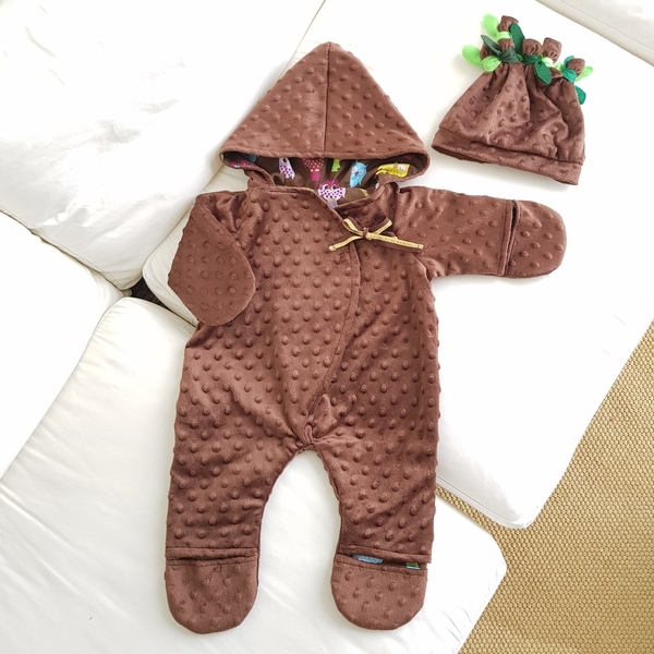 Simplicity Fleece Baby Buntings and Hats 8030 pattern review by mauve cloud