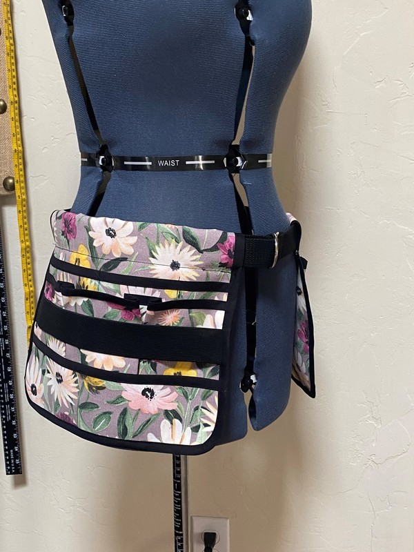 So Sew Easy Gardening Tool Belt pattern review by Heener
