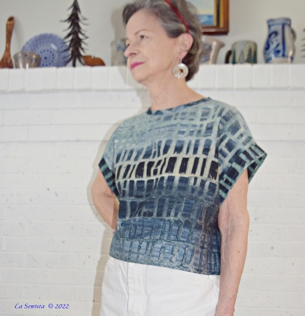 Sewing Eureka Top & Skirt pattern review by solosmocker
