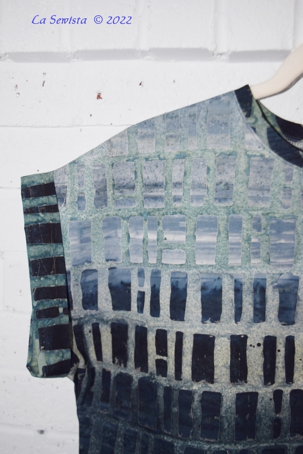 Sewing Eureka Top & Skirt pattern review by solosmocker