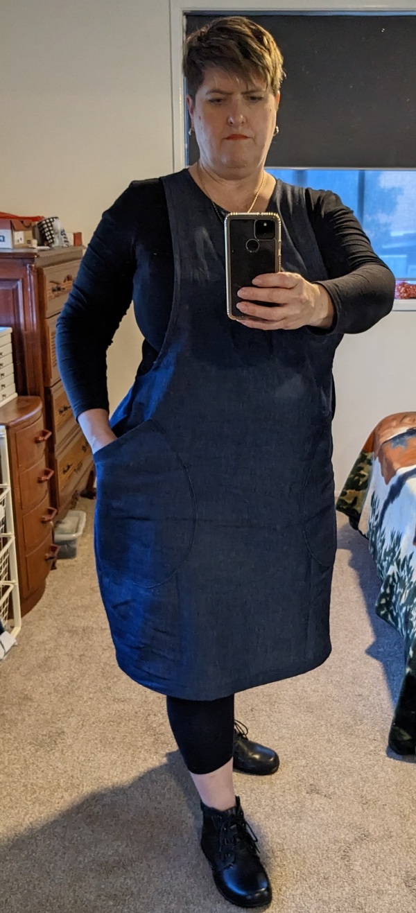 Helen's Closet York Pinafore pattern review by Catfitz