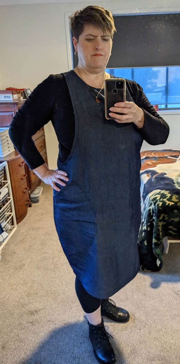 Helen's Closet York Pinafore pattern review by Catfitz