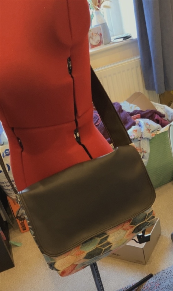 Andrie Designs Good to Go Messenger Bag pattern review by Lucymstress