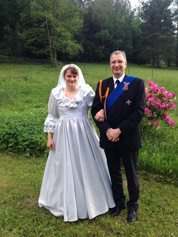 Burda Princess Diana Wedding Dress 151984603 pattern review by