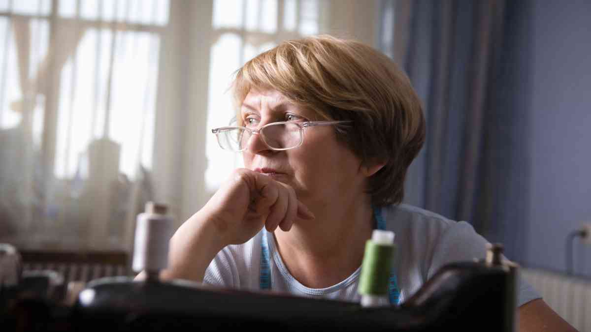 How to UnFreeze a Sewing Machine Experts Guide Sewing Essentials