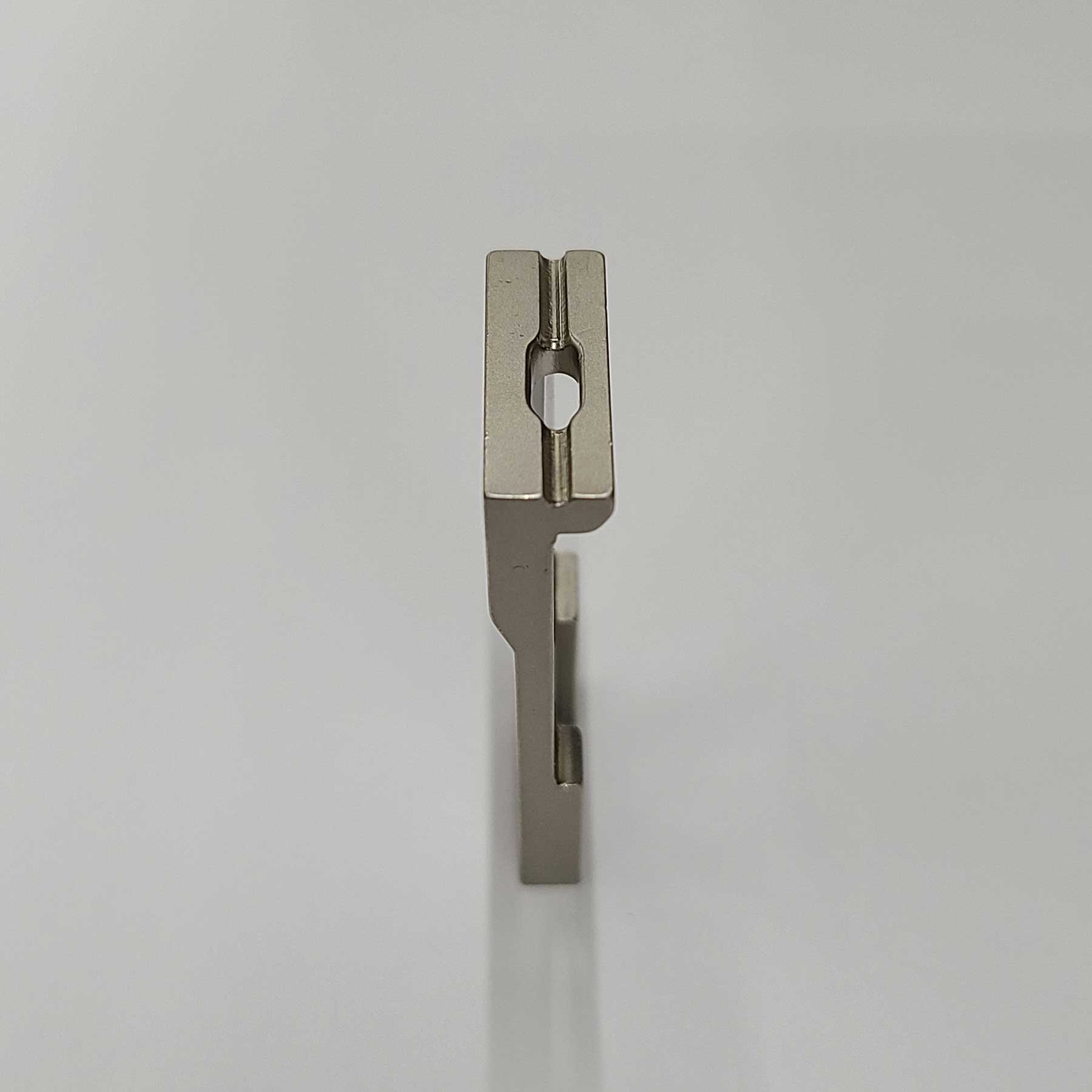 Juki LS1341 smooth feed dog for leather Sewing Gold