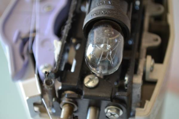 How to Change Light Bulb in Singer Sewing Machine (3 Steps)