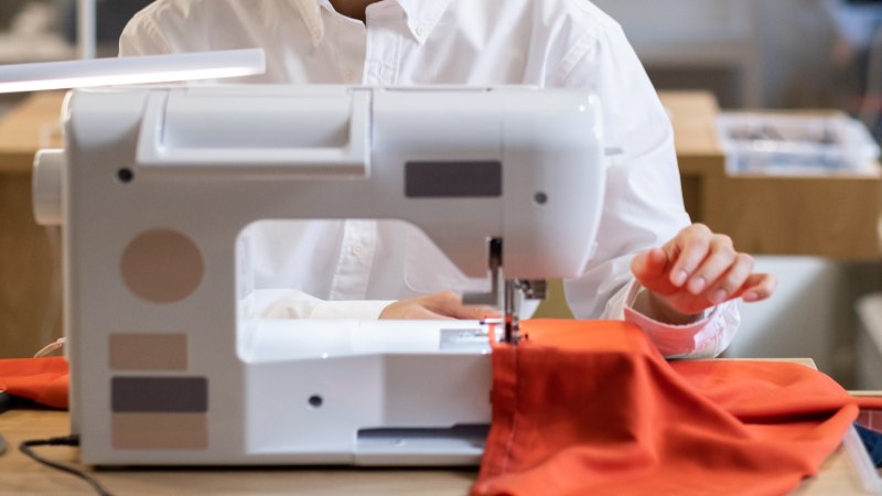 Brother Jx2517 Lightweight and Full Size Sewing Machine Review