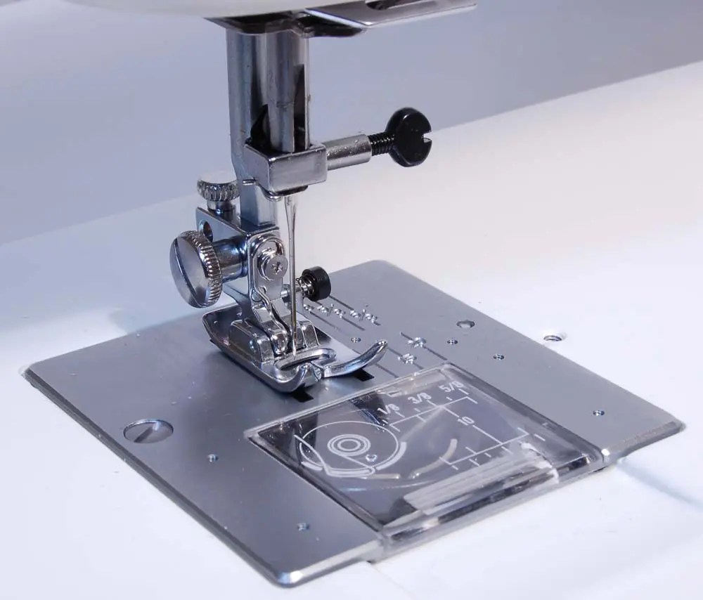 Best Treadle Sewing Machine? Janome 712T Review 2023