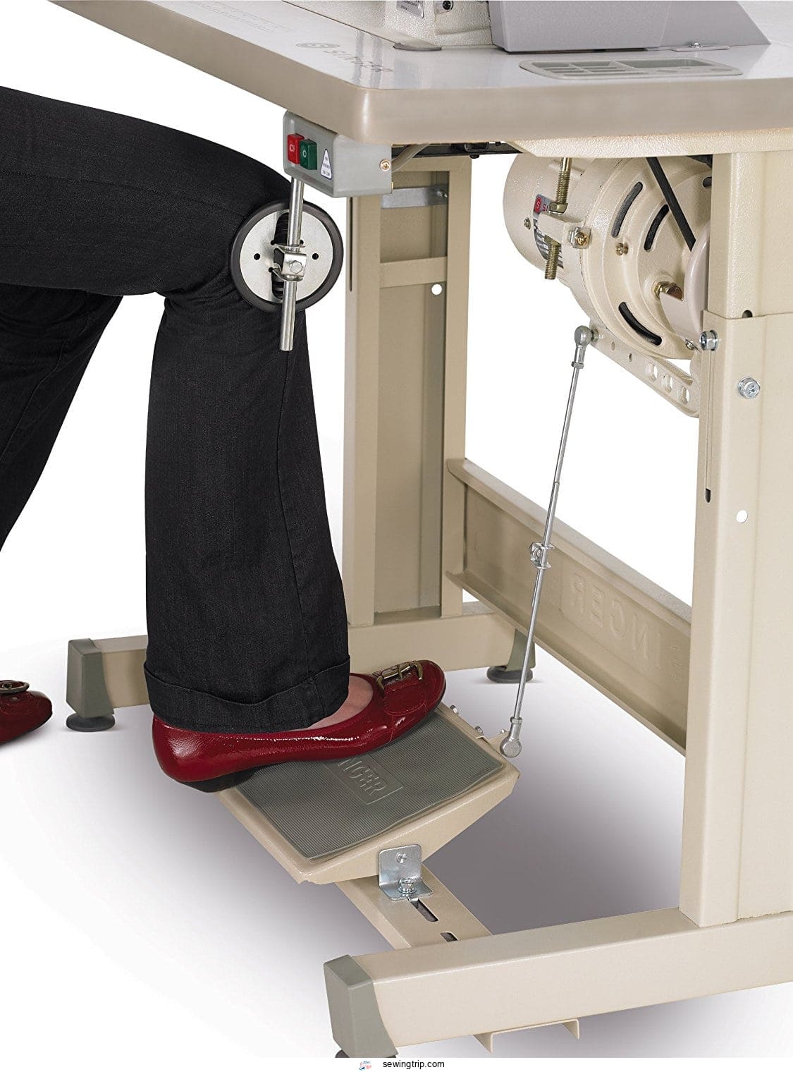 Singer 20U109 Industrial Machine Review