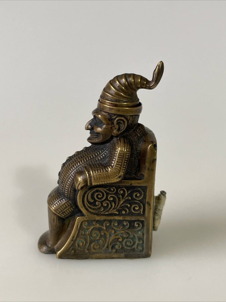 Novelty Figural Brass Punch and Judy Tape Measure SewManyBits