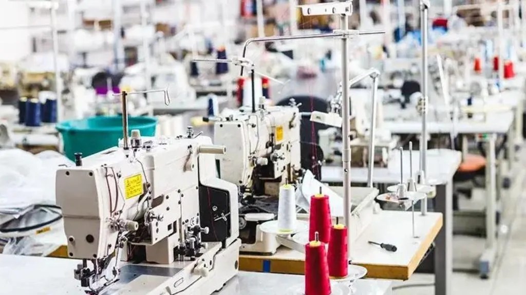 TOP 10 BEST INDUSTRIAL SEWING MACHINES IN 2023