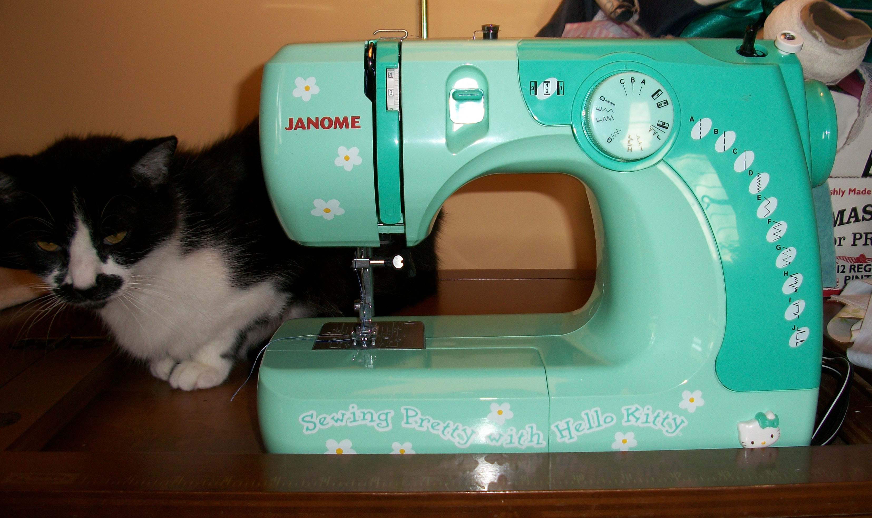 Hello Kitty Sewing Machine