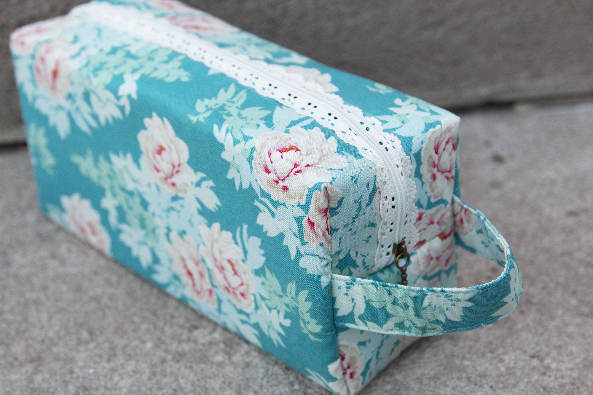 Windsor Pouch Sew Sweetness