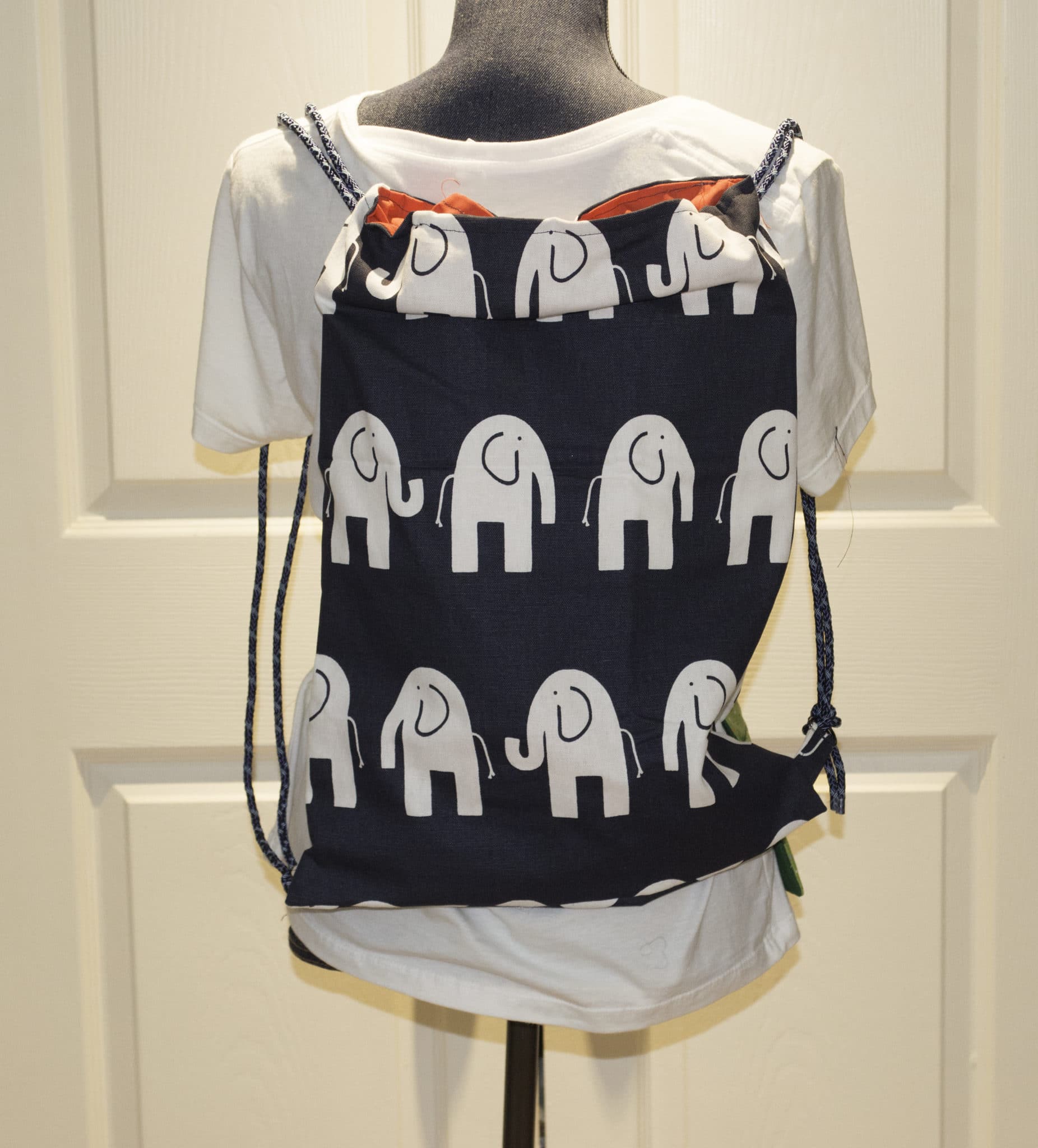 How to make an easy DIY drawstring backpack