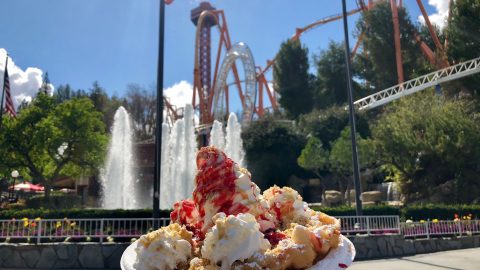 Restaurants & Dining - Six Flags Magic Mountain