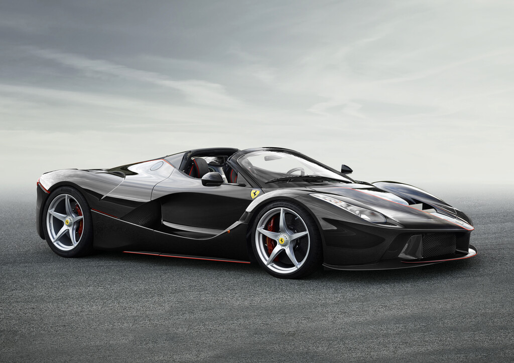 https://sf1.auto-moto.com/wp-content/uploads/sites/9/2016/03/laferrari-aperta-2016.jpeg