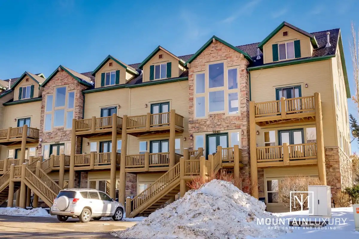 5122 E Moose Hollow Dr 202 Eden, UT 84310 Mountain Luxury