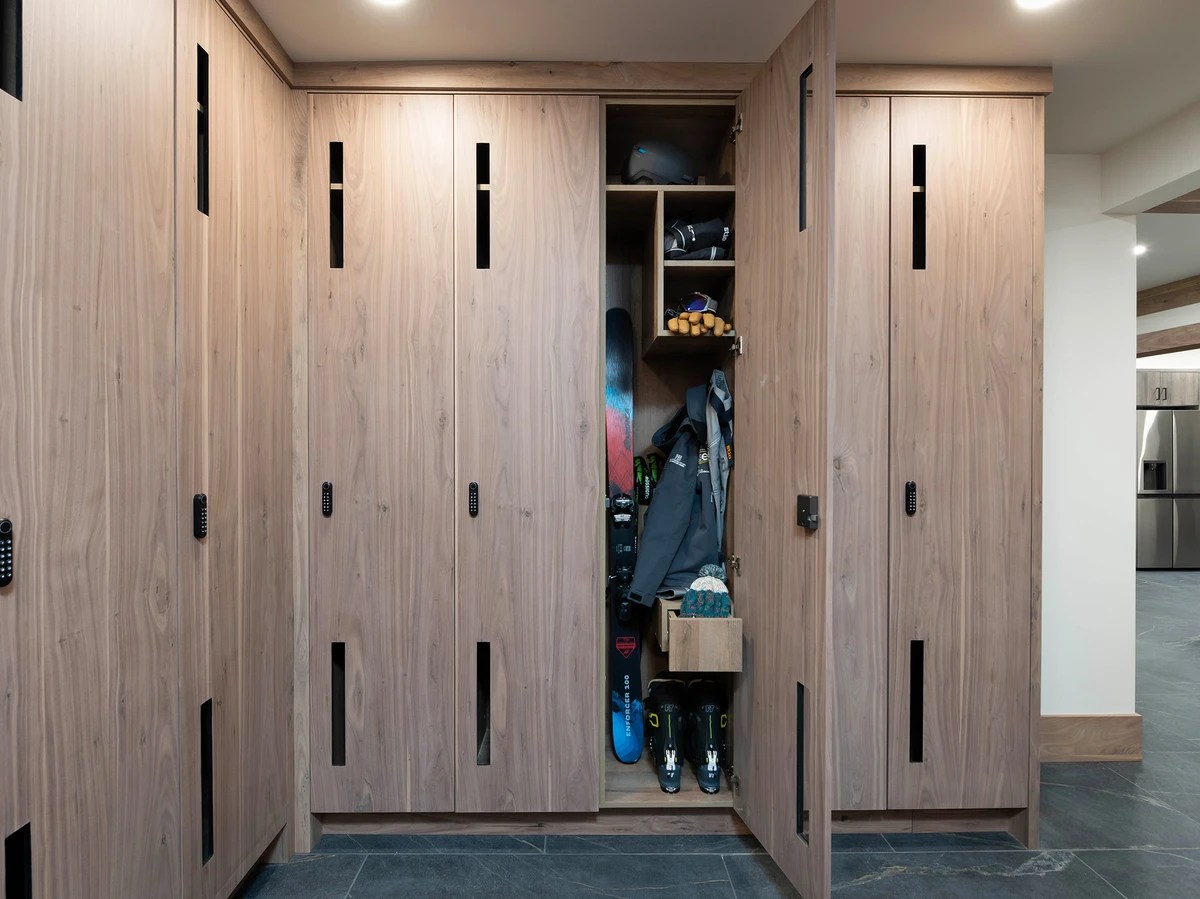 40/Month Mountain Luxury Lodge Ski Lockers Mountain Luxury