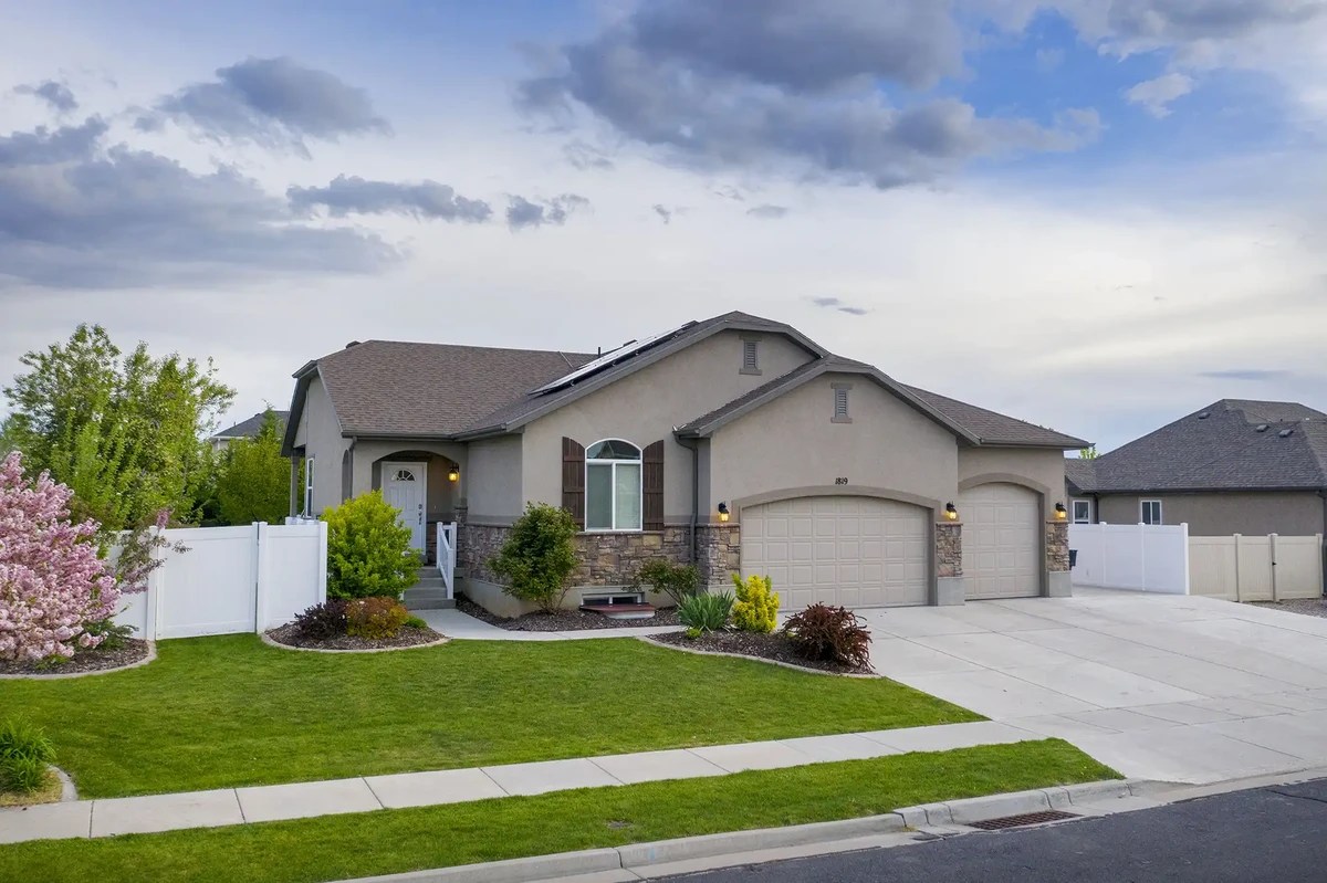 Syracuse, Utah Mountain Luxury