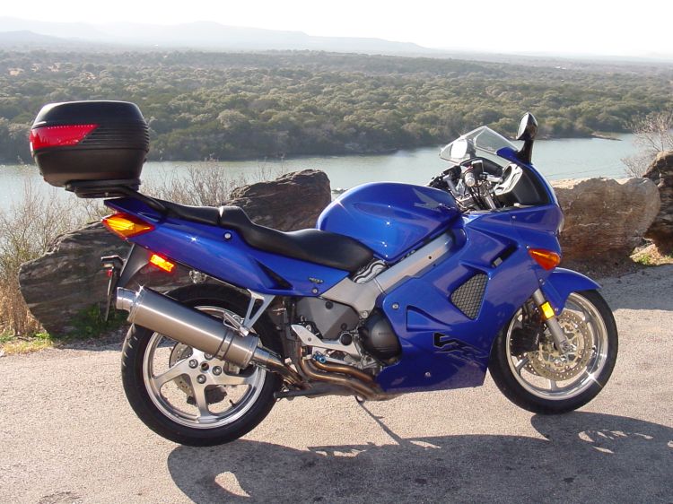 Piston Powered Passion Present Bikes GIVI Luggage For The VFR800's