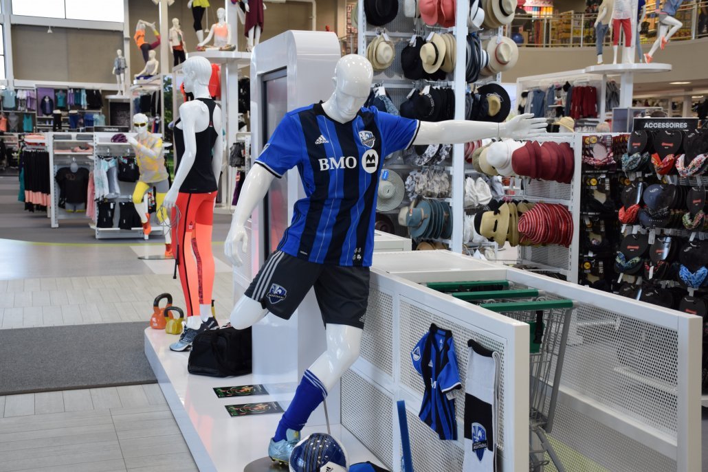 Mannequins de magasin, boutique ou vitrine SF Solutions