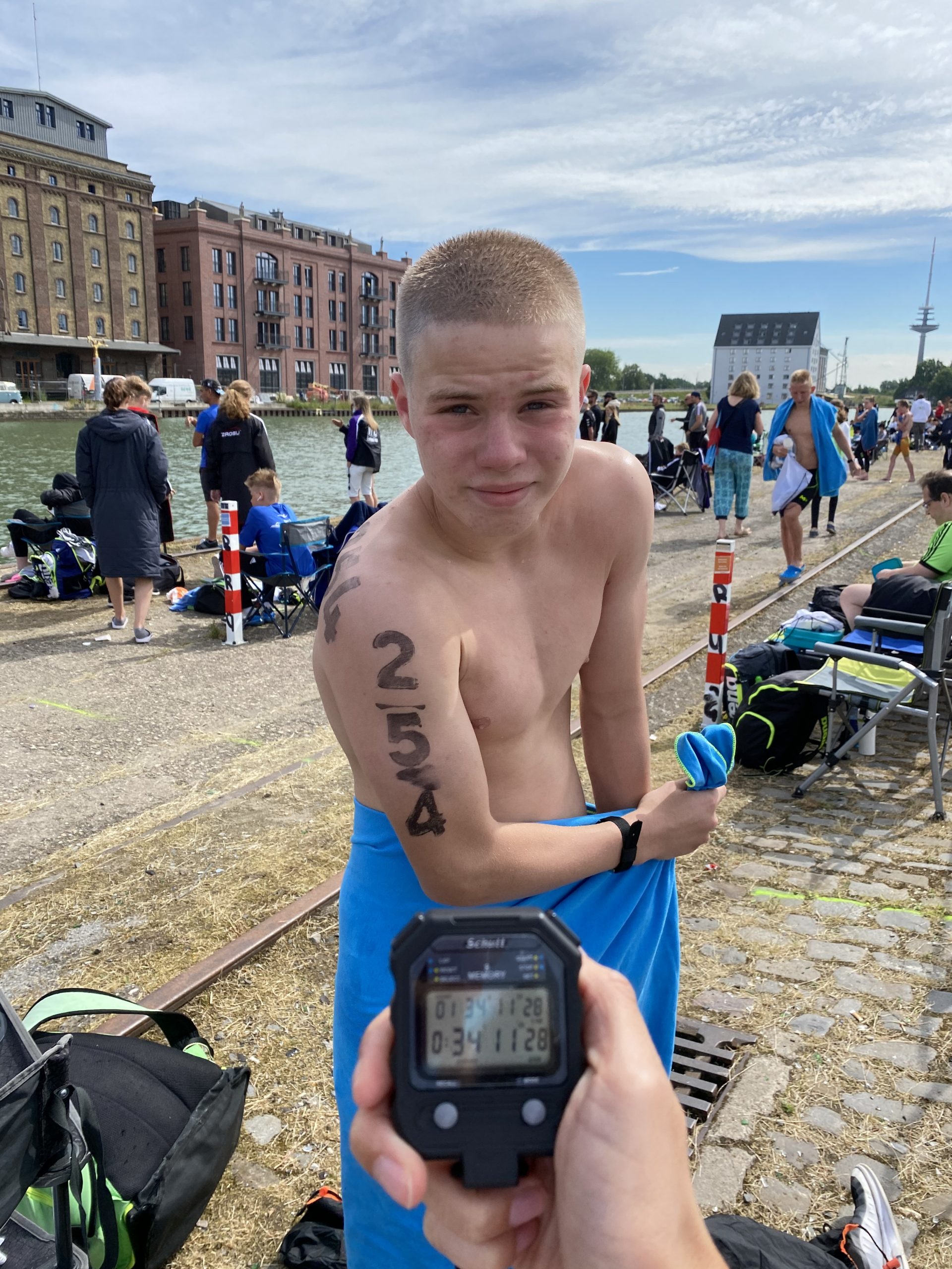 Paul Piontek feiert seinen Einstand im Freiwasser SG Essen