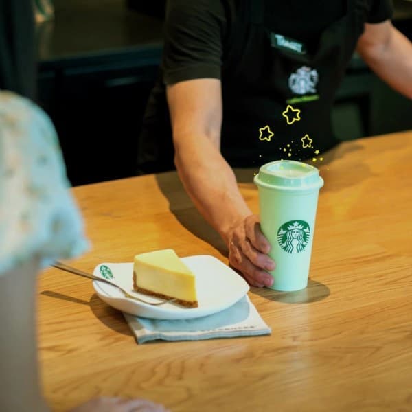 23 Sep 2021 Onward Starbucks Free Reusable Cup Promotion SG