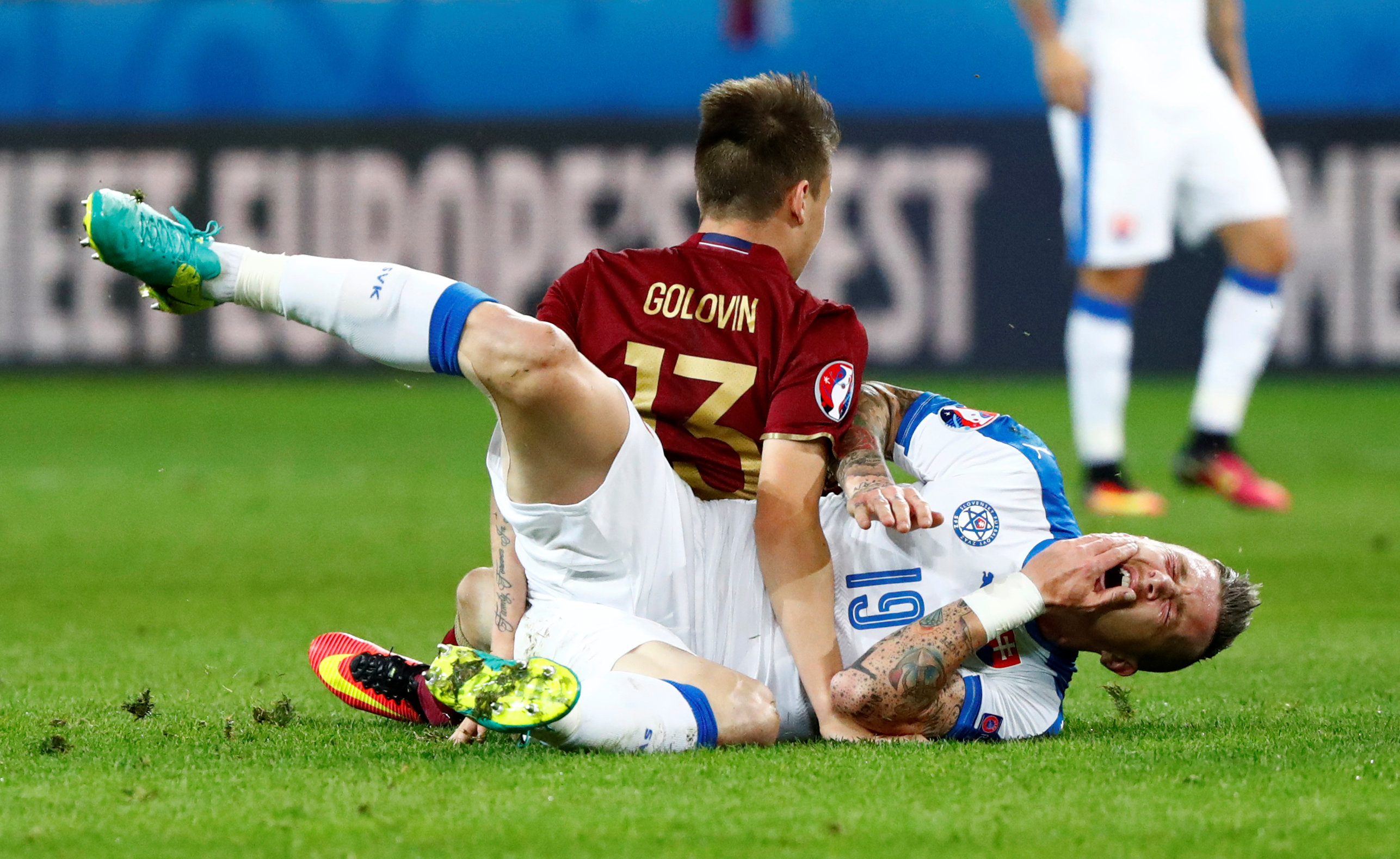 UEFA "regrets" overnight soccer violence ahead of EnglandWales match Times of Oman