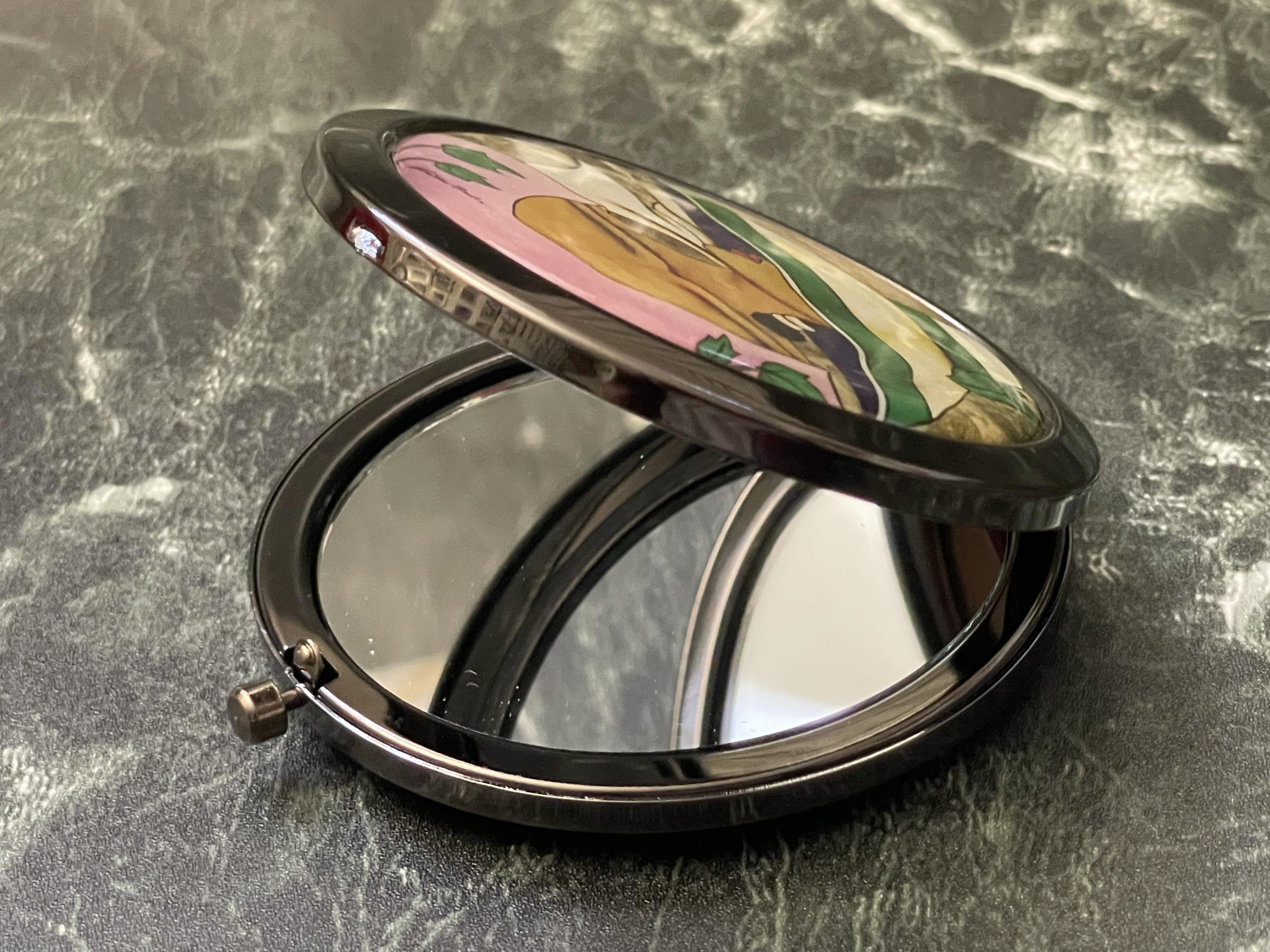 Ivy Magnifying Compact Mirror Shades of Color