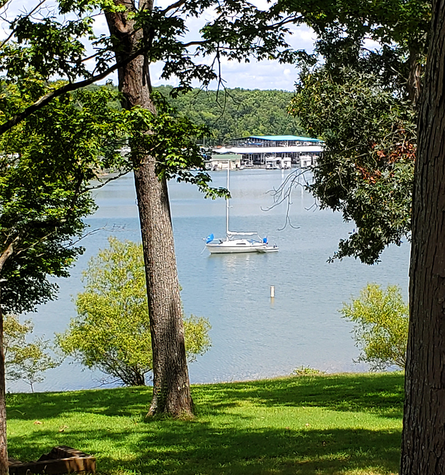 Elm Hill RV Resort 038 Shadowfax on the Road