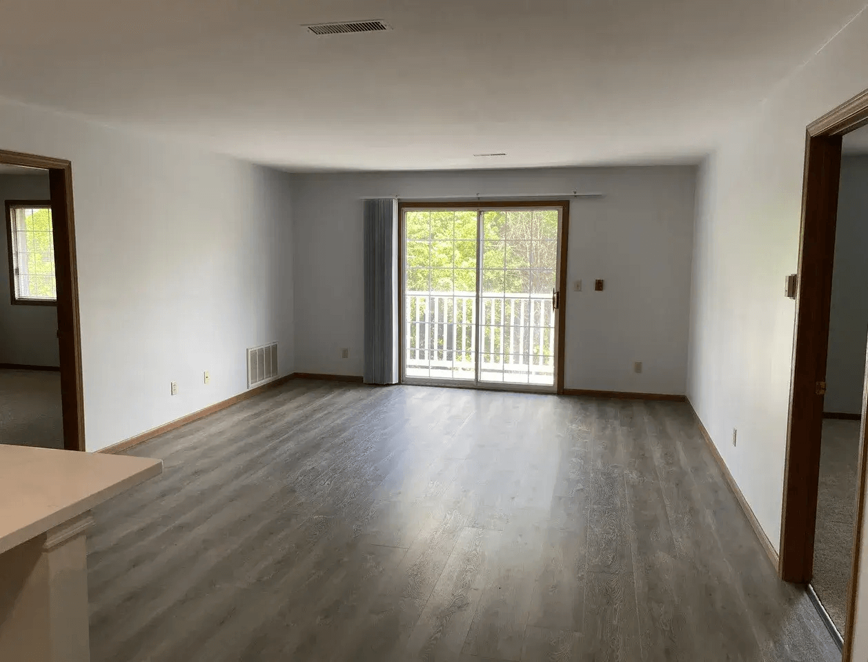 Apartment Photo Gallery Shady Lane