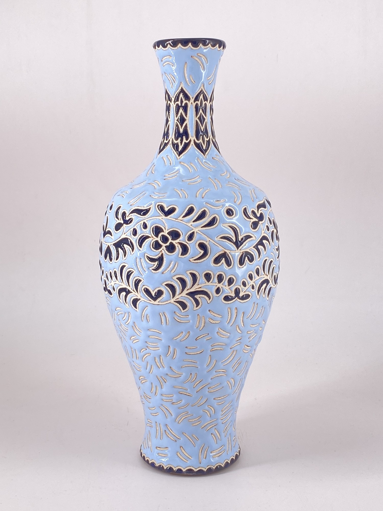 Vase 23368 from Quru Isar with donate to u24