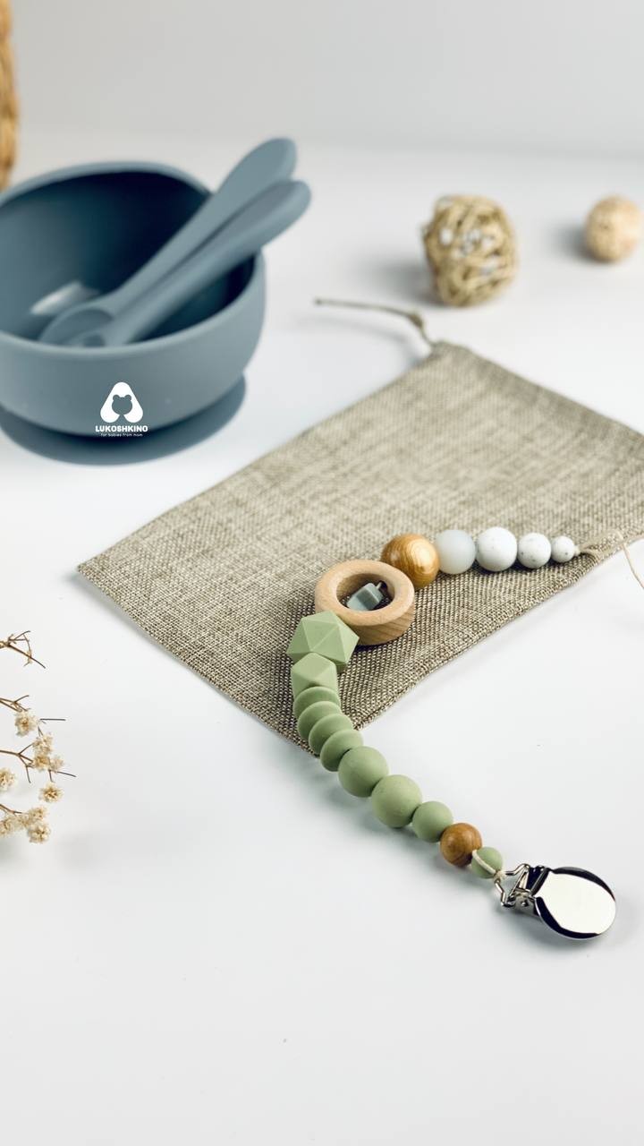 Silicone pacifier holder with wooden teether for newborn baby 26716